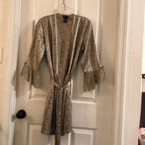 Secret Treasures 🎉HP🎉 Cheetah Robe